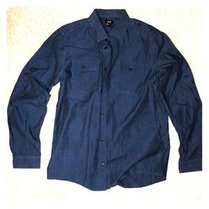 H&M Blue Button Up Dress Shirt Size Large